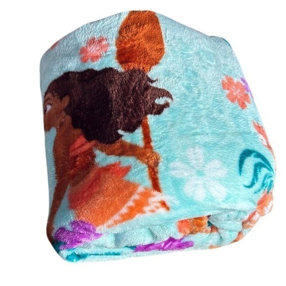 Disney Princess Moana Big One Plush Throw Blanket Oversized Super Soft 5'x6' NEW